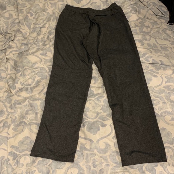 lululemon Men’s Heathered Grey Pant - Picture 7 of 7